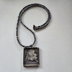 2-4mm Tahitian Freshwater Pearl Necklace Andorra Postage Stamp Pendant 925 Silvr